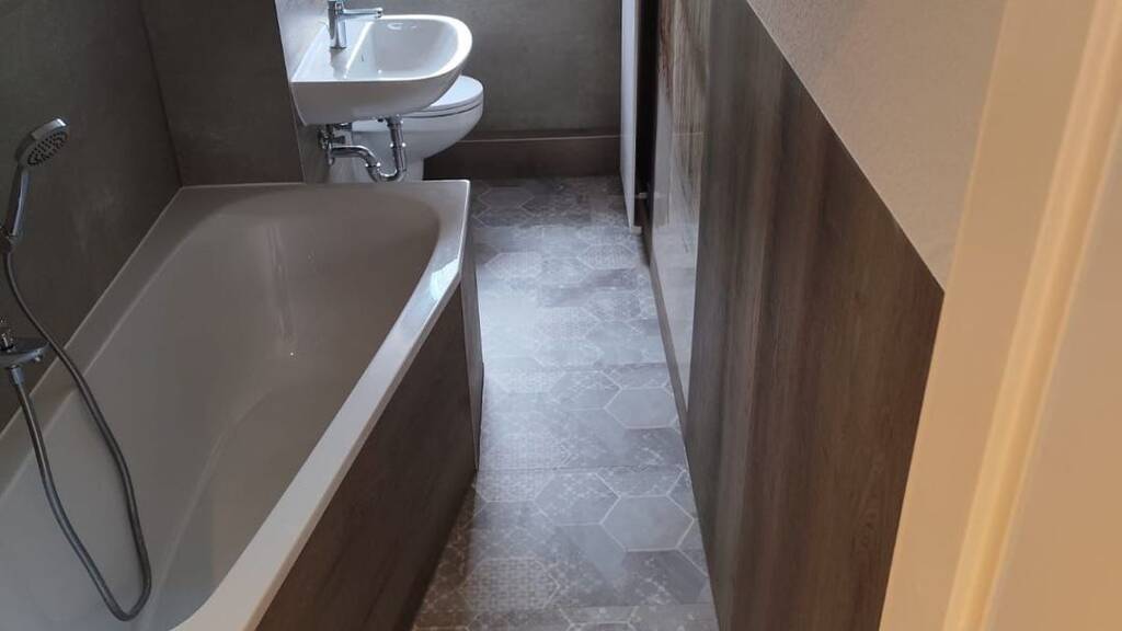 Wohnung zur Miete 360 € 2,5 Zimmer 62 m² Geschoss 1/1 frei ab sofort Gößnitz 04639