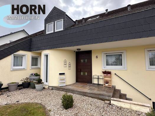 Einfamilienhaus zur Miete 1.950 € 1 Zimmer 200 m² 900 m² Grundstück frei ab 01.06.2026 Hambach Dittelbrunn 97456
