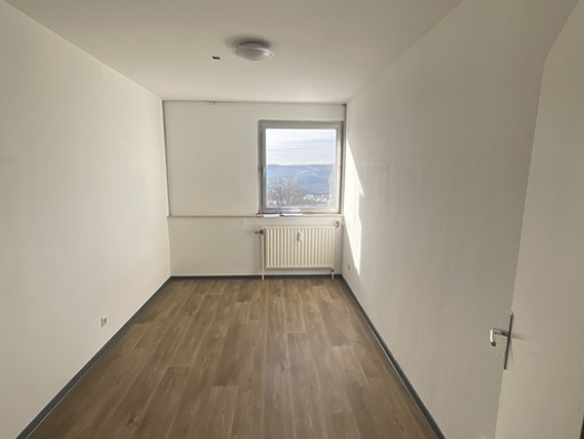 Wohnung zur Miete 494 € 3 Zimmer 74 m² 7. Geschoss Kattowitzer Straße 10 Kreuztal 57223