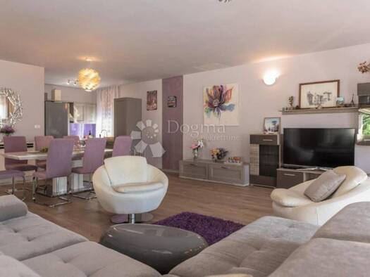 Wohnung zum Kauf 5 Zimmer 246 m² Banjole, Medulin Banjole