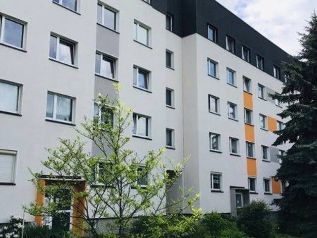 Wohnung zur Miete 400 € 2 Zimmer 48,6 m² 3. Geschoss frei ab 05.11.2026 Rottwerndorfer Straße 20 Leuben Dresden 01257