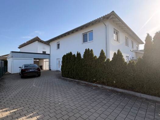 Doppelhaushälfte zur Miete 1.530 € 4 Zimmer 140 m² 373 m² Grundstück frei ab 01.01.2027 Obermotzing Aholfing 94345