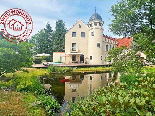 Schloss zum Kauf 1.980.000 € 10 Zimmer 575 m² 7.000 m² Grundstück Überackern 5123