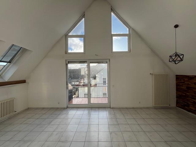 Maisonette zur Miete 990 € 3,5 Zimmer 99 m²<br/>Wohnfläche Innenstadt - Ost Esslingen 73728