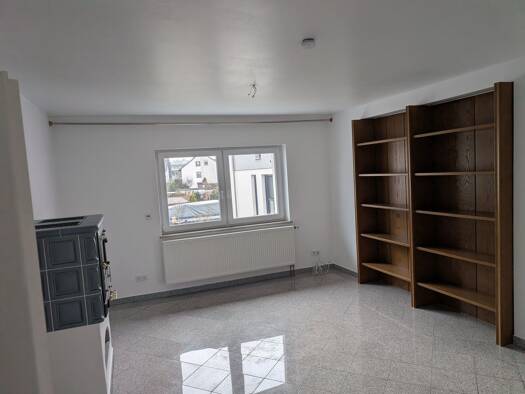 Wohnung zur Miete 860 € 3 Zimmer 82 m² Geschoss 1/2 frei ab sofort Schwaig Schwaig bei Nürnberg 90571