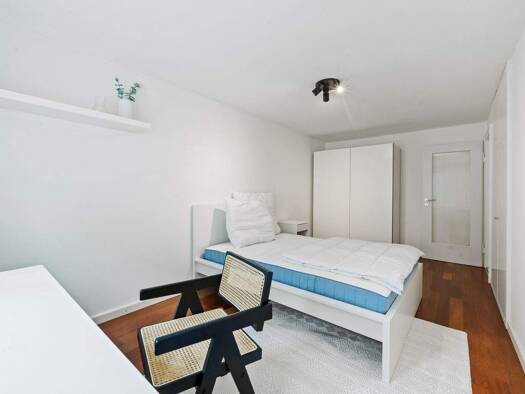 WG-Zimmer zur Miete Wohnen auf Zeit 895 € 17 m² 1. Geschoss frei ab sofort Maxvorstadt München 80797