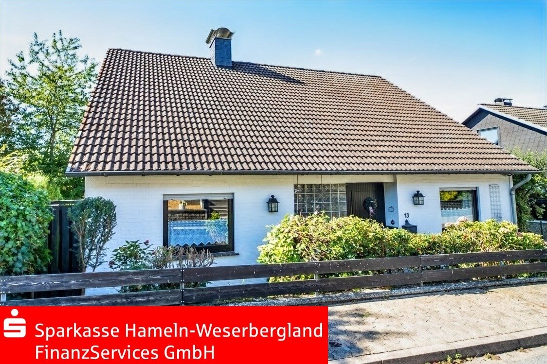 Einfamilienhaus zum Kauf 198.500 € 5 Zimmer 172 m²<br/>Wohnfläche 774 m²<br/>Grundstück ab sofort<br/>Verfügbarkeit Bodenwerder Bodenwerder 37619