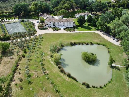 Einfamilienhaus zum Kauf 9.900.000 € 700 m² 28.800 m² Grundstück Centre Ville-Mejan-La Cité ARLES 13200