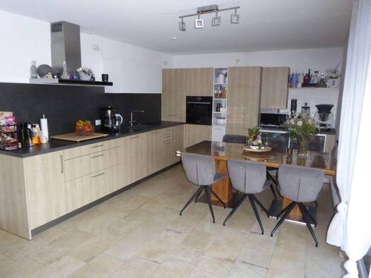 Wohnung zur Miete 980 € 4 Zimmer 93 m² frei ab 01.05.2026 Altheim Essenbach 84051