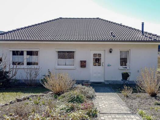 Bungalow zum Kauf 399.000 € 4 Zimmer 106 m² 523 m² Grundstück Sassnitz 18546