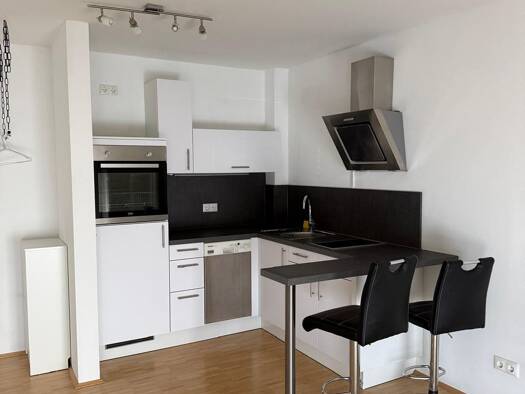 Wohnung zur Miete 675 € 1,5 Zimmer 29,5 m² Geschoss 1/3 frei ab 01.09.2026 Innenstadt Erlangen 91054