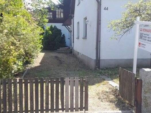 Doppelhaushälfte zum Kauf 175.000 € 6 Zimmer 168,7 m² 1.010 m² Grundstück Schwepnitz Schwepnitz 01936