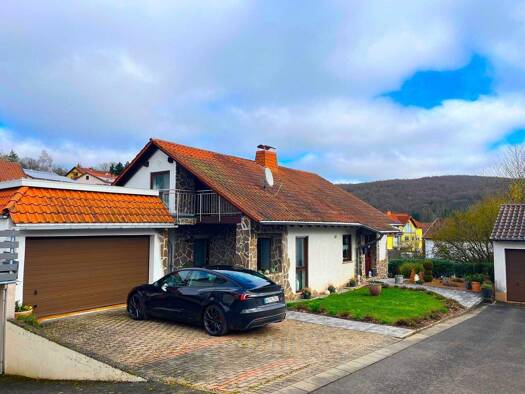 Einfamilienhaus zum Kauf 370.000 € 4 Zimmer 150 m² 758 m² Grundstück frei ab 01.09.2026 Hangard Neunkirchen 66540