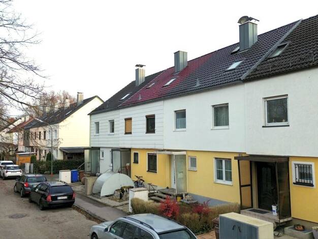 Reihenmittelhaus zum Kauf 698.000 € 5 Zimmer 133 m² 184 m² Grundstück Puchheim 82178