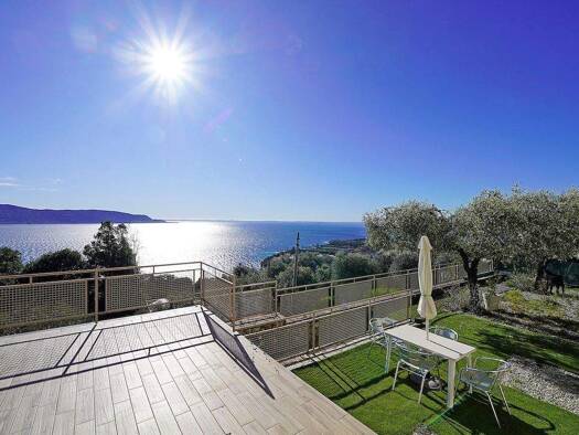 Einfamilienhaus zum Kauf 890.000 € 10 Zimmer 320 m² frei ab sofort Caronte Toscolano Maderno 25088