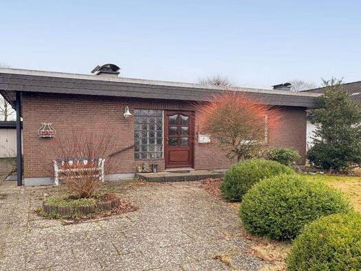 Bungalow zum Kauf 320.000 € 3 Zimmer 90 m² 844 m² Grundstück Nortorf bei Neumünster 24589