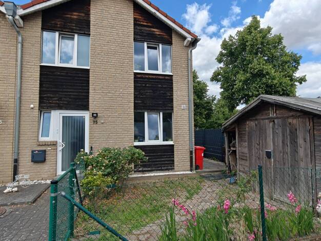 Einfamilienhaus zum Kauf 399.000 € 4 Zimmer 106 m² 304 m² Grundstück Am Kempschen Weg 75 Kempener Feld/Baakeshof Benrad-Nord 47804