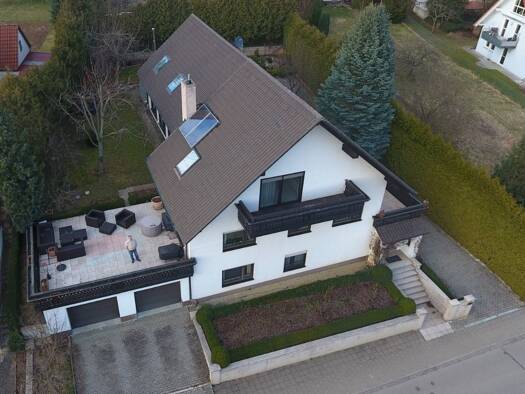 Einfamilienhaus zum Kauf provisionsfrei 1.190.000 € 9 Zimmer 528 m² 1.051 m² Grundstück Entenberg Leinburg 91227