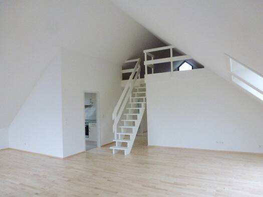 Maisonette zur Miete 1.350 € 3,5 Zimmer 90 m² 2. Geschoss frei ab 01.10.2026 Neidlinger Straße 15 Kemnat Ostfildern 73760