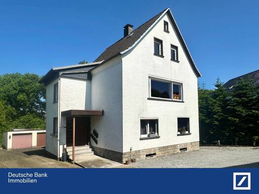 Mehrfamilienhaus zum Kauf 151.500 € 8 Zimmer 184,5 m² 826 m² Grundstück frei ab sofort Bösingfeld Extertal 32699