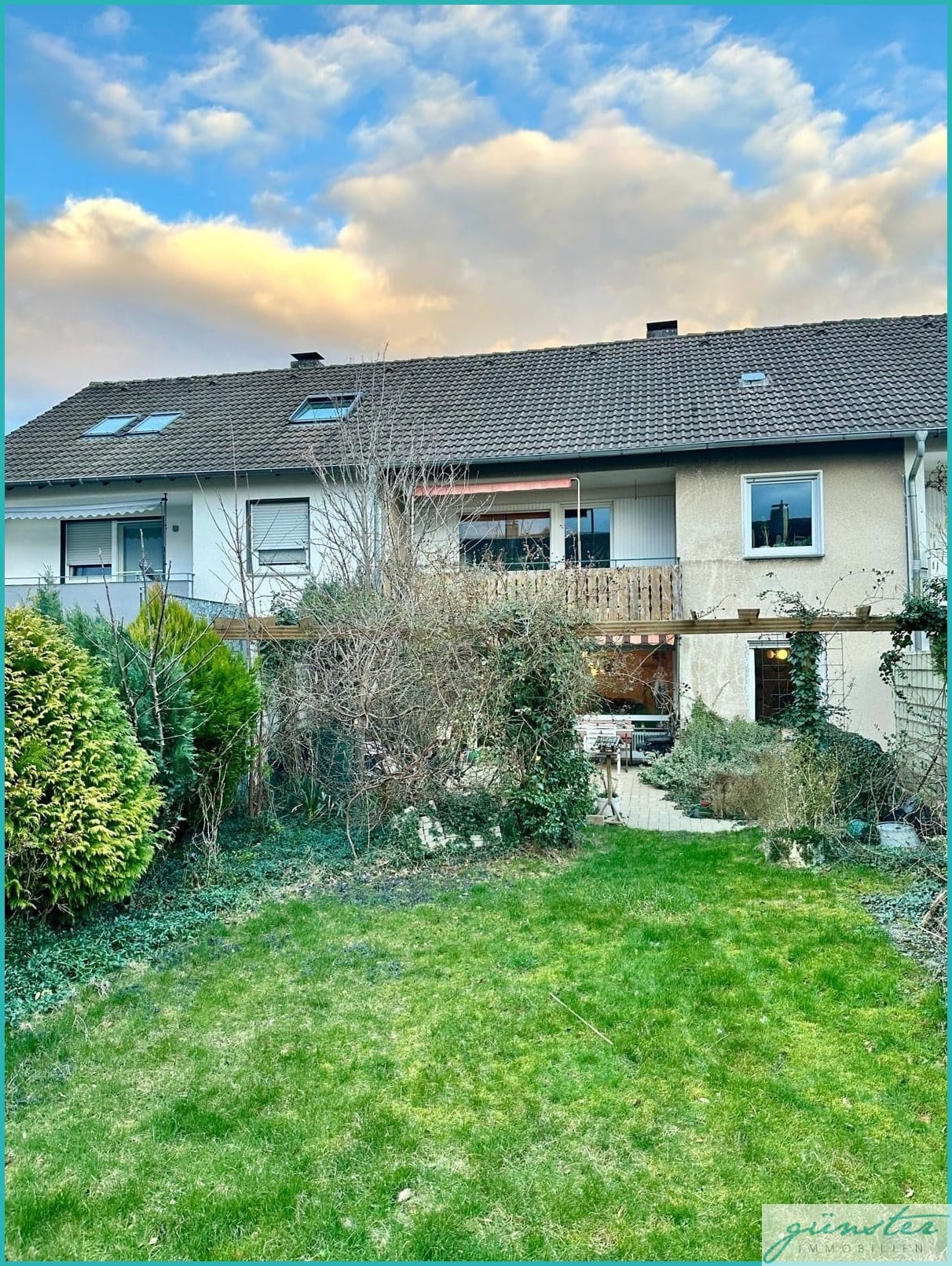 Reihenmittelhaus zum Kauf 259.000 € 5 Zimmer 130 m²<br/>Wohnfläche 330 m²<br/>Grundstück ab sofort<br/>Verfügbarkeit Massen Unna 59427