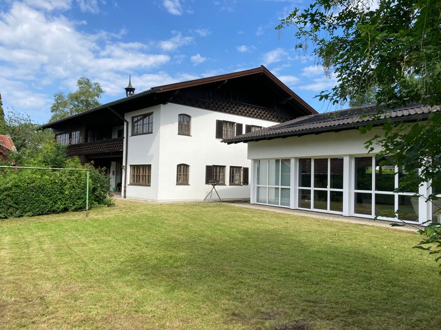 Einfamilienhaus zum Kauf 1.620.000 € 9 Zimmer 382 m²<br/>Wohnfläche 1.446 m²<br/>Grundstück Chieming Chieming 83339