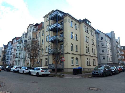 Wohnung zur Miete 425 € 3 Zimmer 72 m² Untermhaus Gera 07548