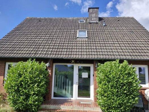 Einfamilienhaus zum Kauf 395.000 € 5 Zimmer 120 m² 698 m² Grundstück Zur Höhe 36 Harrislee 24955