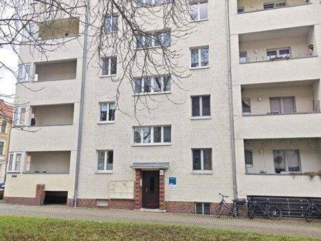 Wohnung zur Miete 603 € 3 Zimmer 72,9 m² 2. Geschoss frei ab 13.02.2026 Kohrener Str. 21 Connewitz Leipzig 04277