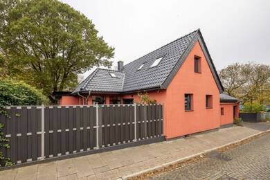 Mehrfamilienhaus zum Kauf 329.000 € 5 Zimmer 147 m² 781 m² Grundstück Grohn Bremen / Grohn 28759