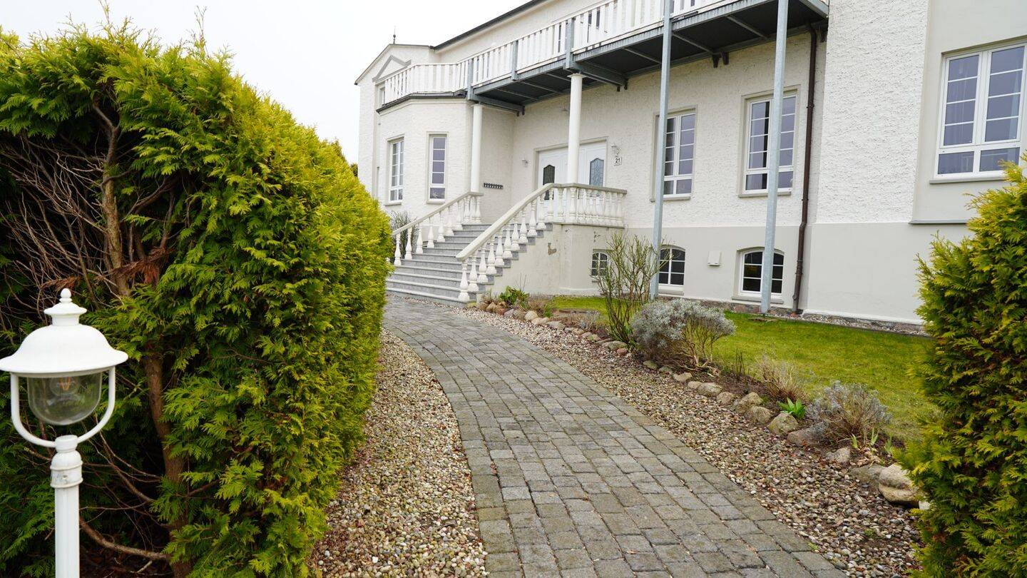 Immobilie in Hohenkirchen - Zwei möblierte Wohnungen in historischem Gutshaus nahe der Ostsee - Bild 3