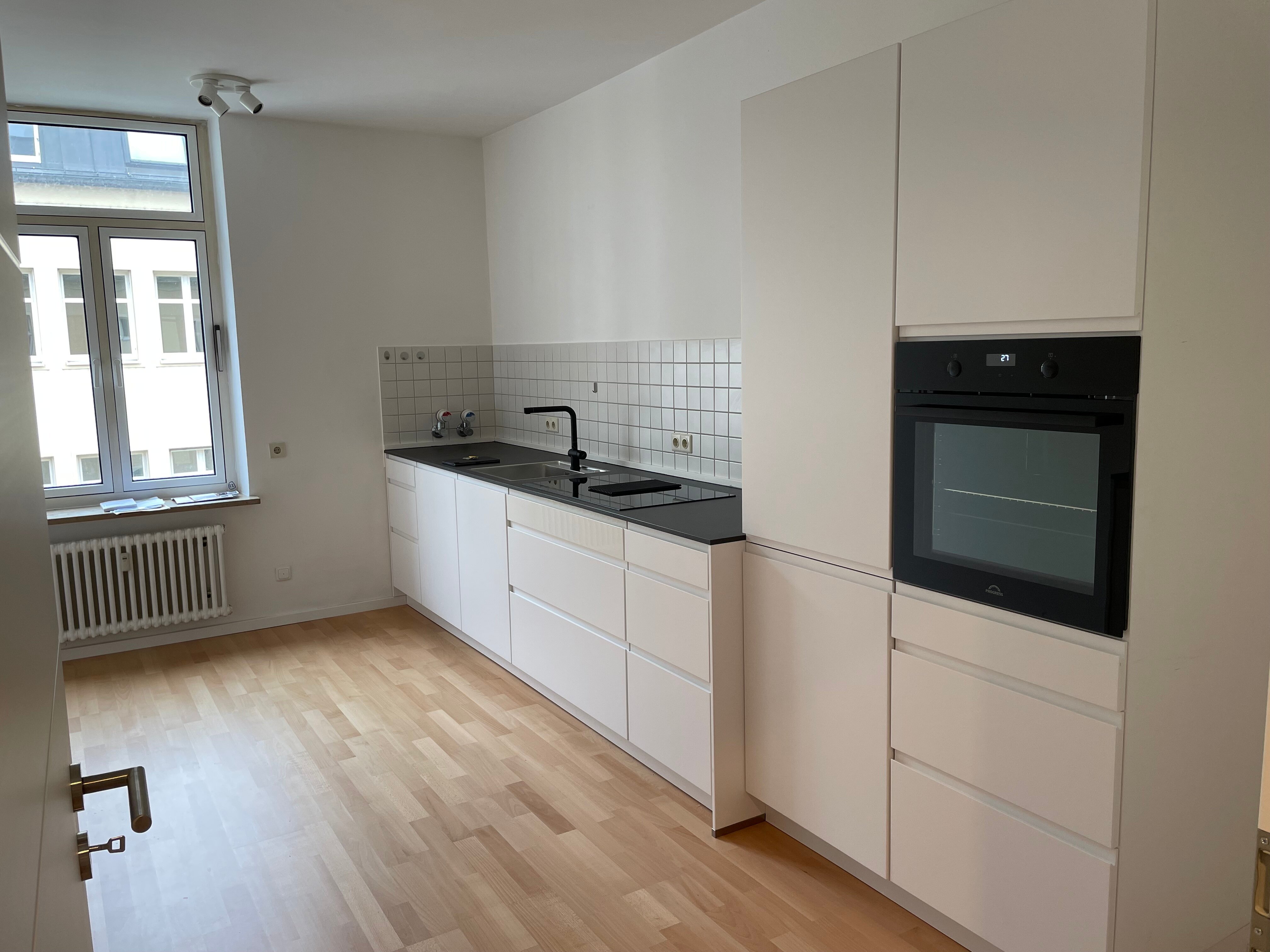 Studio zur Miete 900 € 3 Zimmer 105 m²<br/>Wohnfläche 2.<br/>Geschoss 01.01.2025<br/>Verfügbarkeit Haidenhof Nord Passau 94032