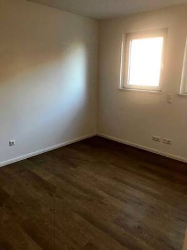 Wohnung zur Miete 700 € 4 Zimmer 165 m² frei ab sofort Lühedeich Grünendeich 21720