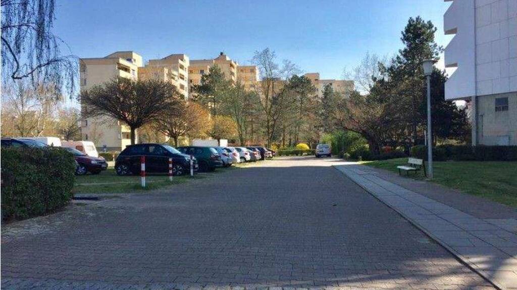 Außenstellplatz zur Miete provisionsfrei 34 € Celsiusstr. 9 Lichterfelde Berlin 12207