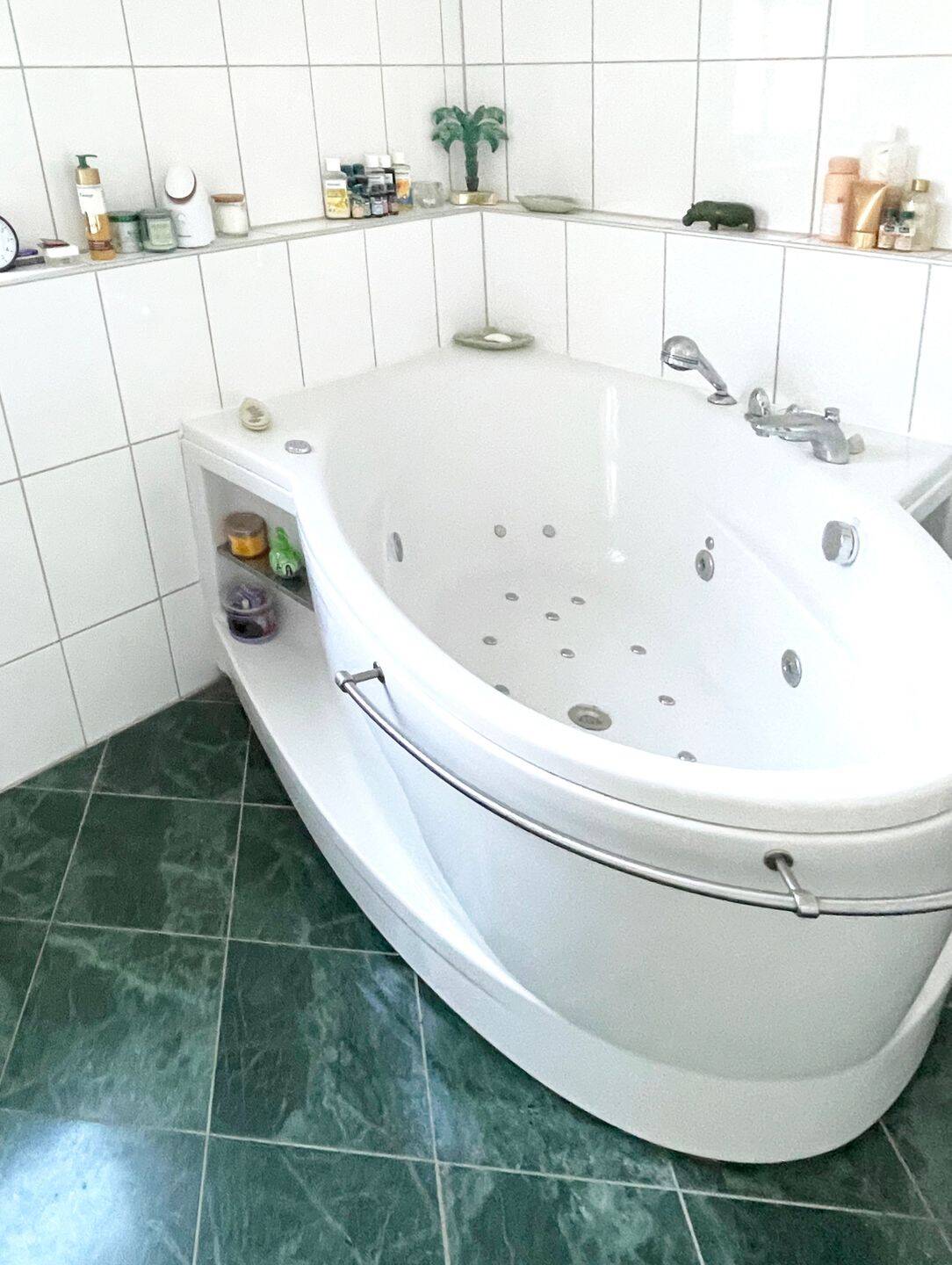 Property thumbnail 9