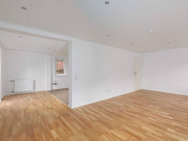 Doppelhaushälfte zum Kauf 255.000 € 5 Zimmer 95,2 m² 212 m² Grundstück Calmbach Bad Wildbad 75323