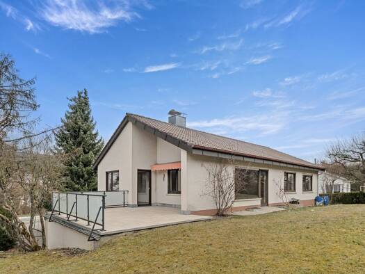 Einfamilienhaus zum Kauf provisionsfrei 399.000 € 7 Zimmer 141,8 m² 1.095 m² Grundstück Tuttlingen 78532