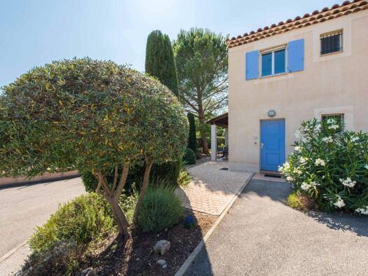 Ferienhaus zum Kauf 217.500 € 3 Zimmer 58 m² 240 m² Grundstück frei ab sofort Le Jardin du Golf 1A Nans-les-Pins 83860