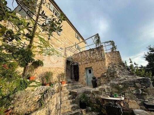 Einfamilienhaus zum Kauf 780.000 € 3 Zimmer 142 m² Kaštel, Buje Buje 52460