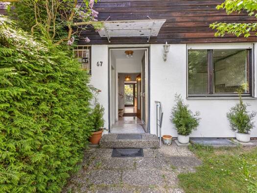 Reihenmittelhaus zum Kauf 499.000 € 5 Zimmer 135 m² 326 m² Grundstück Lappersdorf 93138