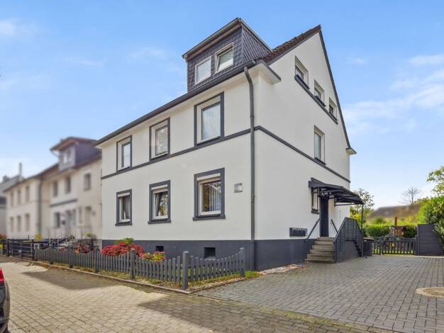 Mehrfamilienhaus zum Kauf 379.000 € 8 Zimmer 195 m² 391 m² Grundstück Schwerin Castrop-Rauxel 44577