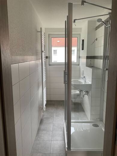 Wohnung zur Miete 405 € 4 Zimmer 73,2 m² Robert-Koch-Straße 80 Schmölln Schmölln 04626