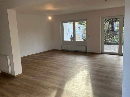 Doppelhaushälfte zur Miete 1.050 € 4 Zimmer 99 m² 397 m² Grundstück Langenenslingen 88515