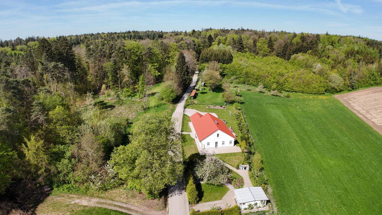 Einfamilienhaus zum Kauf provisionsfrei 749.000 € 5,5 Zimmer 230 m² 1.808 m² Grundstück Dentlein Dentlein am Forst 91599