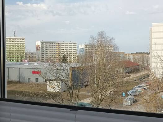 Wohnung zur Miete 371 € 3 Zimmer 62,8 m² Geschoss 4/5 frei ab 31.03.2026 Robert-Koch-Straße 11 Oststadt Neubrandenburg 17036