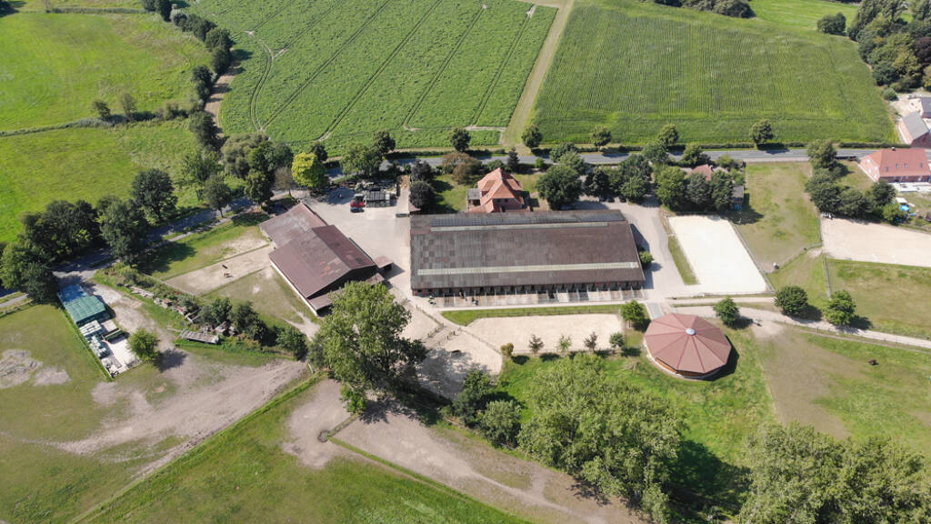 Reiterhof zum Kauf 52.000 m² Grundstück Riede 27339