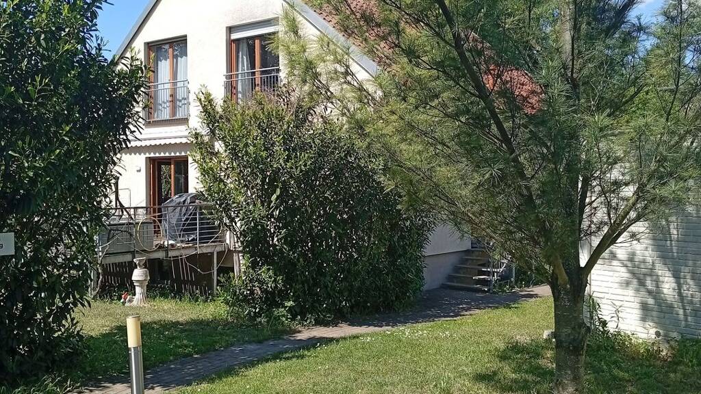 Einfamilienhaus zum Kauf 1.600.000 € 10 Zimmer 280 m² 1.200 m² Grundstück frei ab sofort Dorfstraße Kaulsdorf Berlin 12621