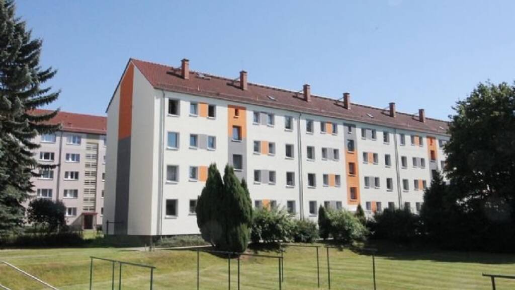 Wohnung zur Miete 375 € 3 Zimmer 60 m² EG frei ab sofort Richard-Wagner-Straße 9 Flöha 09557