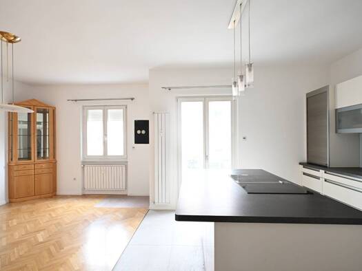 Wohnung zur Miete 1.950 € 4 Zimmer 135 m² 5. Geschoss Bozen 39100