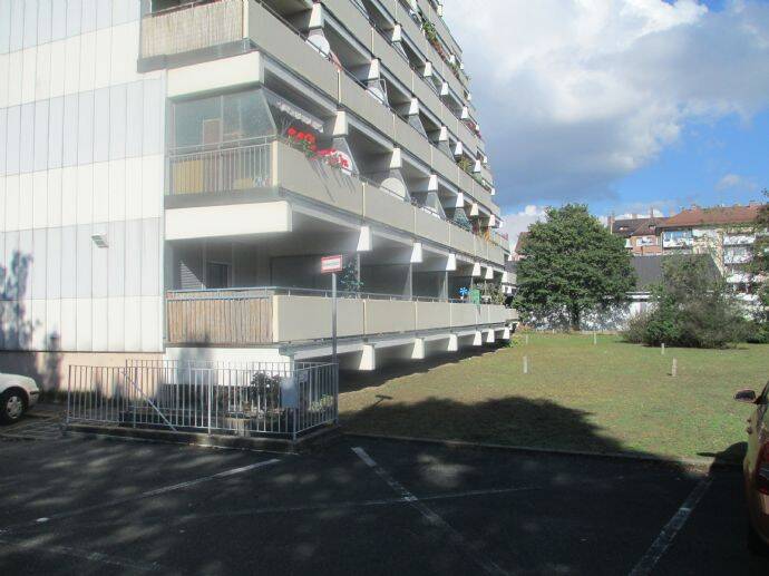 1,5-Zimmer-Eigentumswohnung mit sehr großer Loggia als ideale Kapitalanlage – Nürnberg – Vorschaubild 4